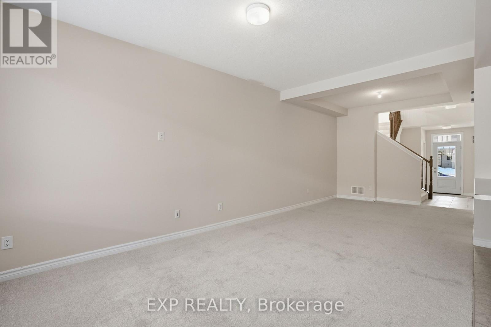 714 Derreen Avenue, Ottawa, Ontario  K2S 2Y7 - Photo 8 - X12793028