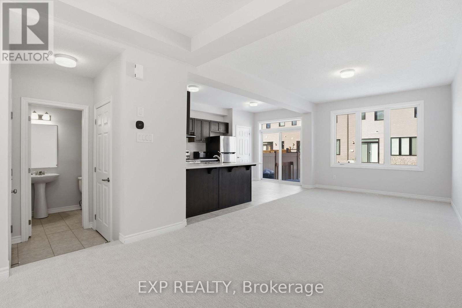 714 Derreen Avenue, Ottawa, Ontario  K2S 2Y7 - Photo 9 - X12793028