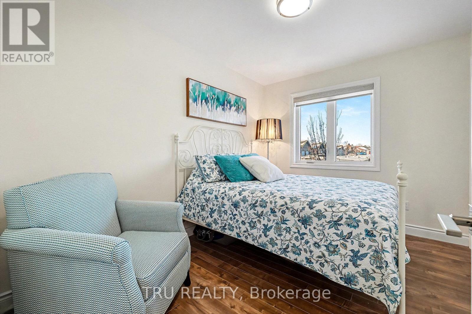 24 Otteridge Avenue, Renfrew, Ontario  K7V 0A1 - Photo 11 - X12793188