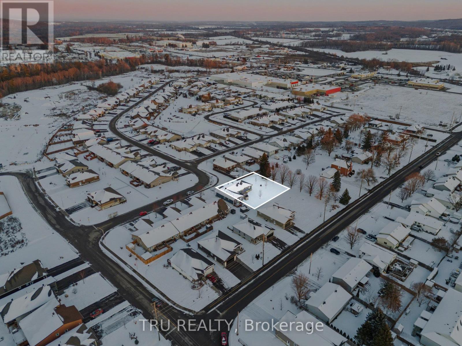 24 Otteridge Avenue, Renfrew, Ontario  K7V 0A1 - Photo 27 - X12793188