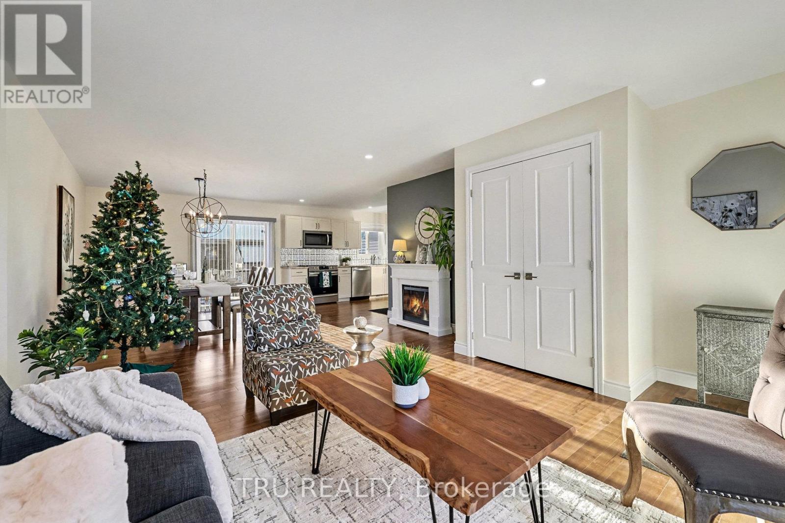 24 Otteridge Avenue, Renfrew, Ontario  K7V 0A1 - Photo 4 - X12793188