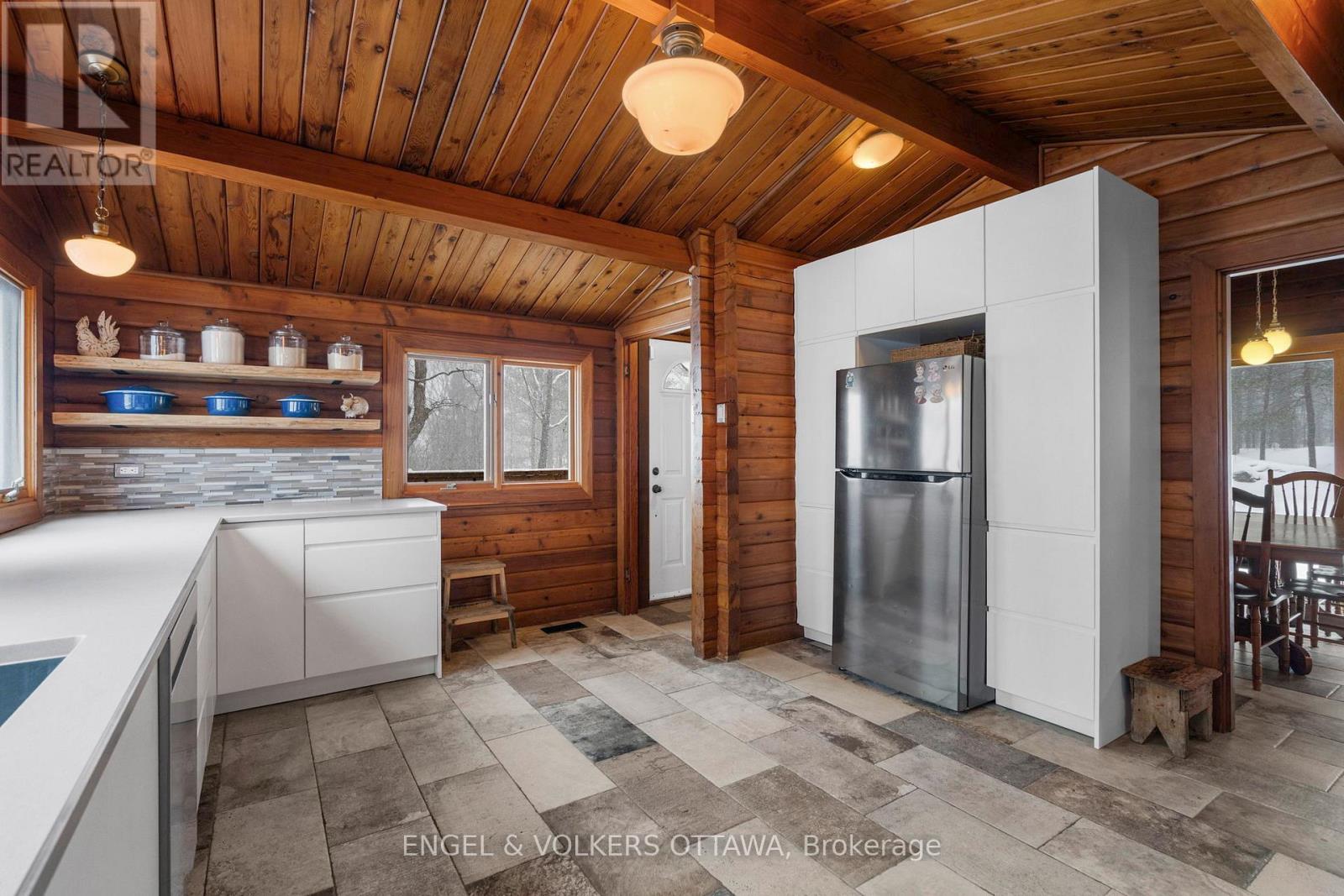 3826 Stonecrest Road, Ottawa, Ontario  K0A 3M0 - Photo 16 - X12793270