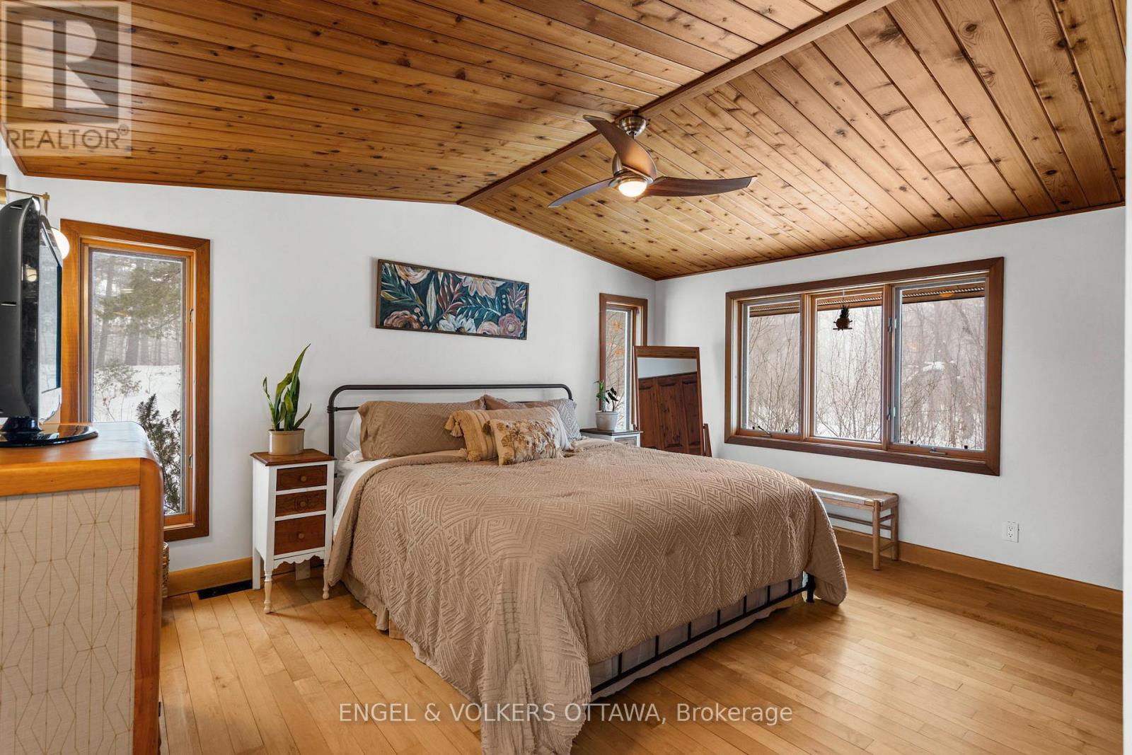 3826 Stonecrest Road, Ottawa, Ontario  K0A 3M0 - Photo 19 - X12793270