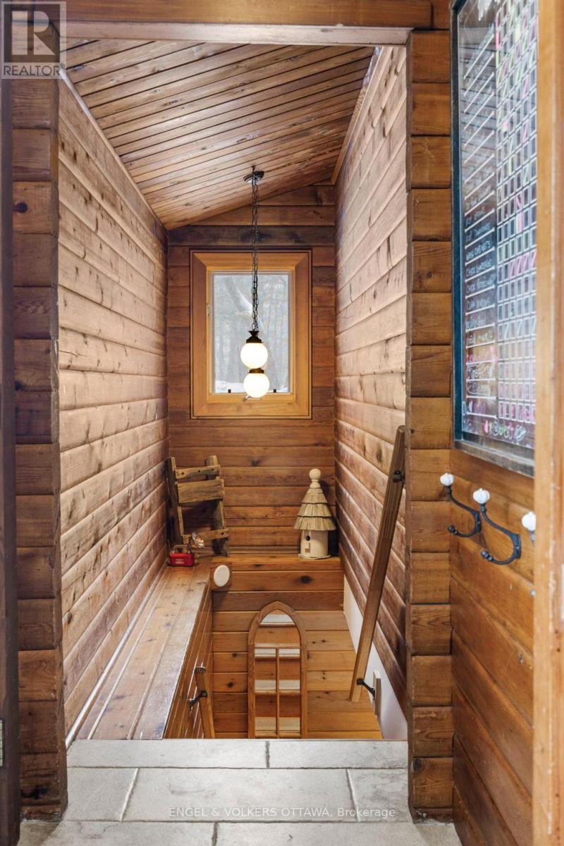 3826 Stonecrest Road, Ottawa, Ontario  K0A 3M0 - Photo 32 - X12793270