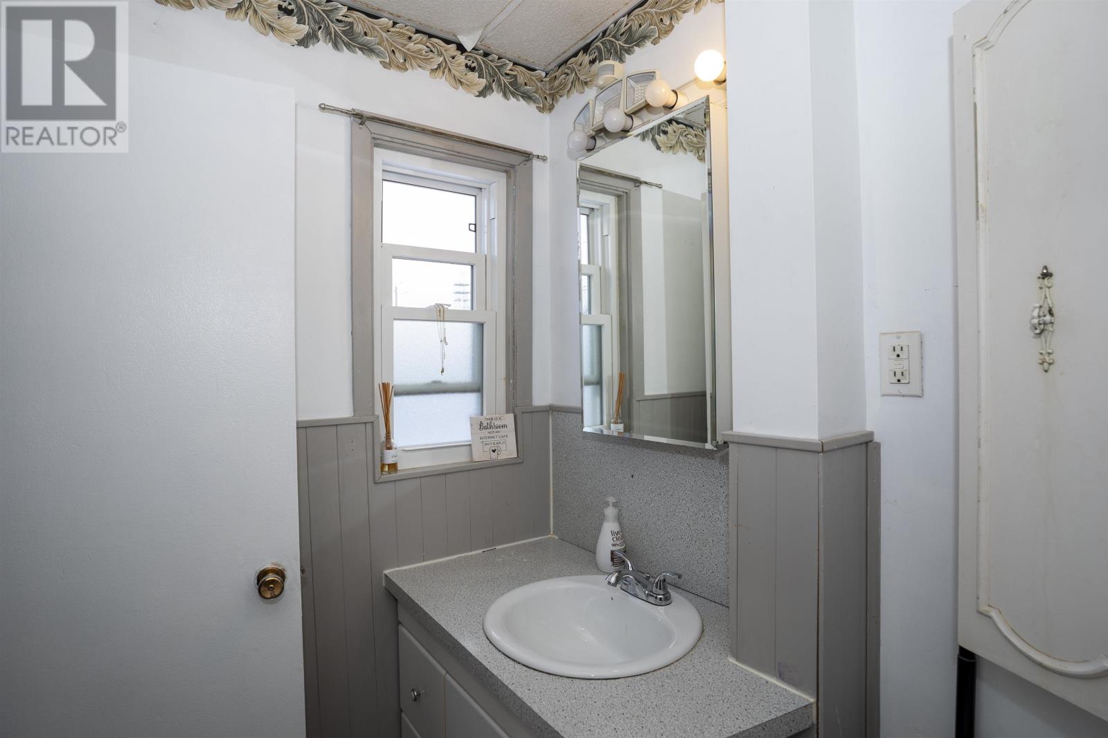 1311 Donald St E, Thunder Bay, Ontario  P7E 5W2 - Photo 17 - TB2600105