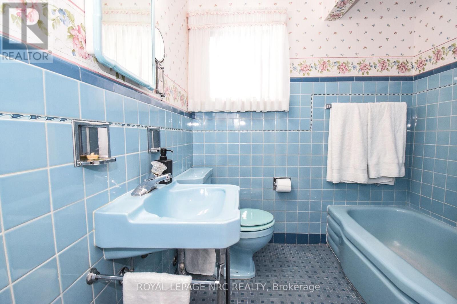 4 Glenbarr Road, St. Catharines, Ontario  L2T 1Y1 - Photo 27 - X12792954