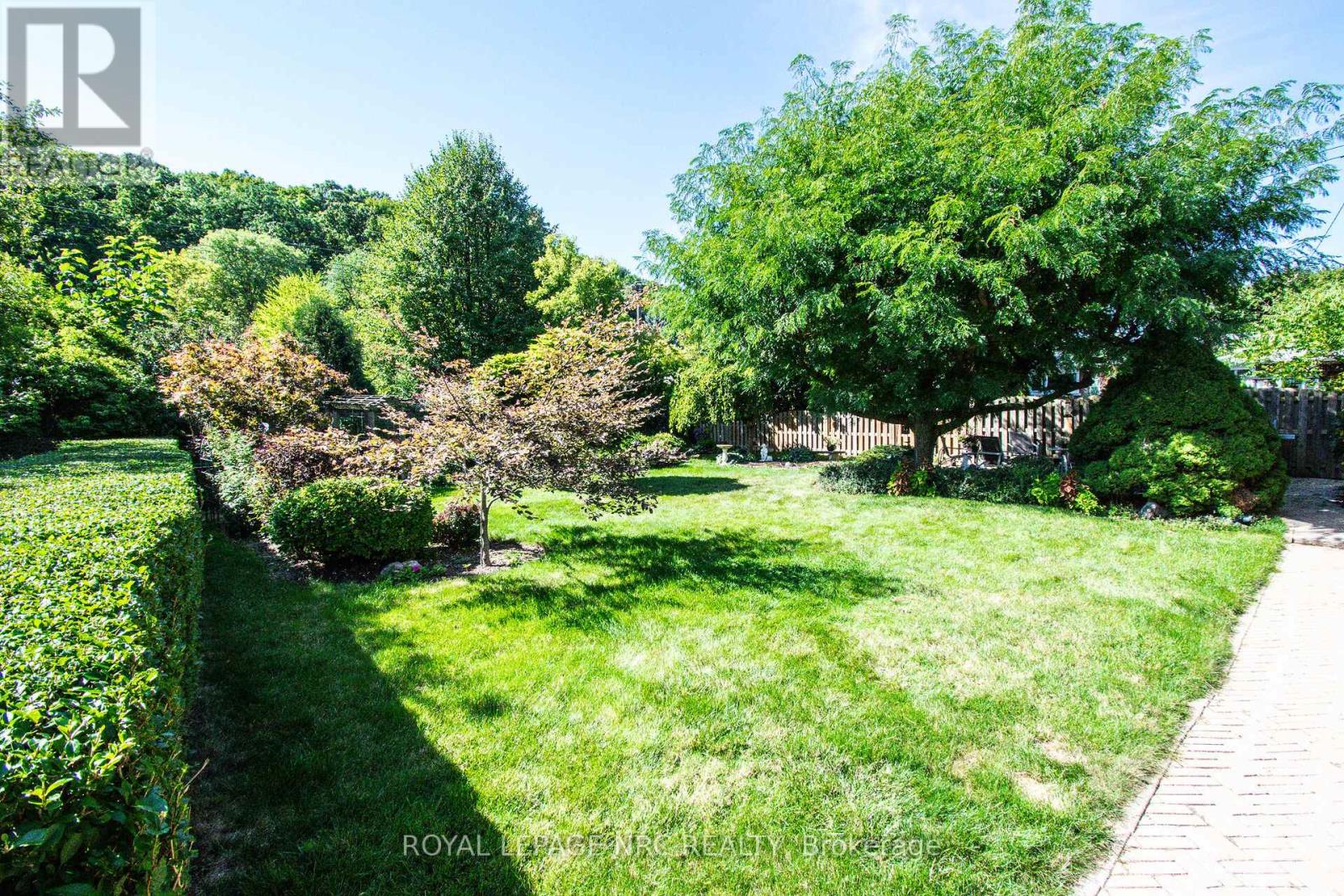 4 Glenbarr Road, St. Catharines, Ontario  L2T 1Y1 - Photo 44 - X12792954