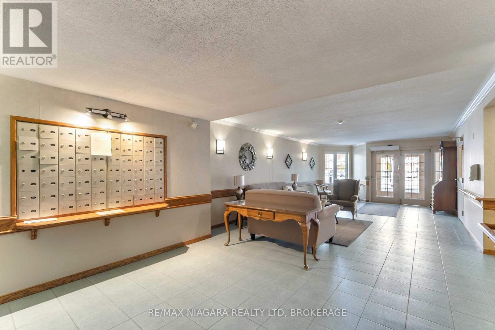 210 - 3420 Frederick Avenue, Lincoln, Ontario  L0R 2C0 - Photo 5 - X12793144