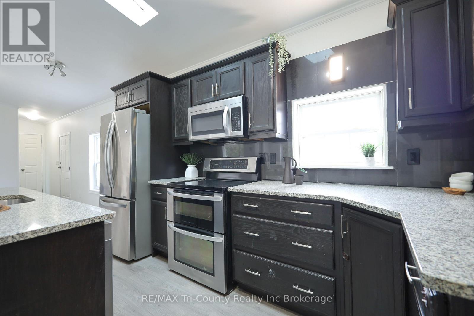 Unit #57 - 11981 Plank Rd (Tillsonburg) Road, Bayham, Ontario  N4G 4G9 - Photo 5 - X12793044