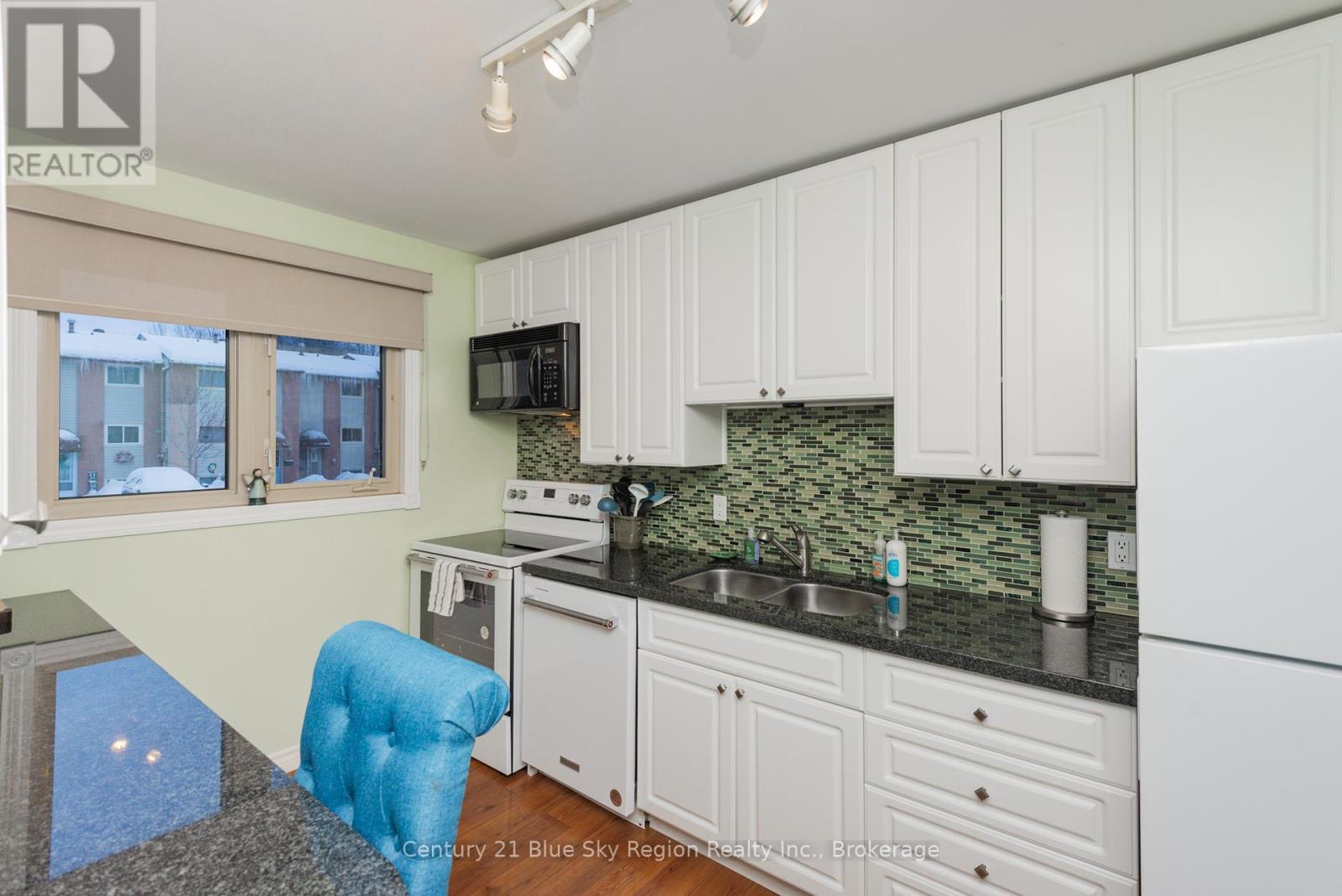 C1 - 450 Lakeshore Drive, North Bay, Ontario  P1A 2E1 - Photo 5 - X12793084