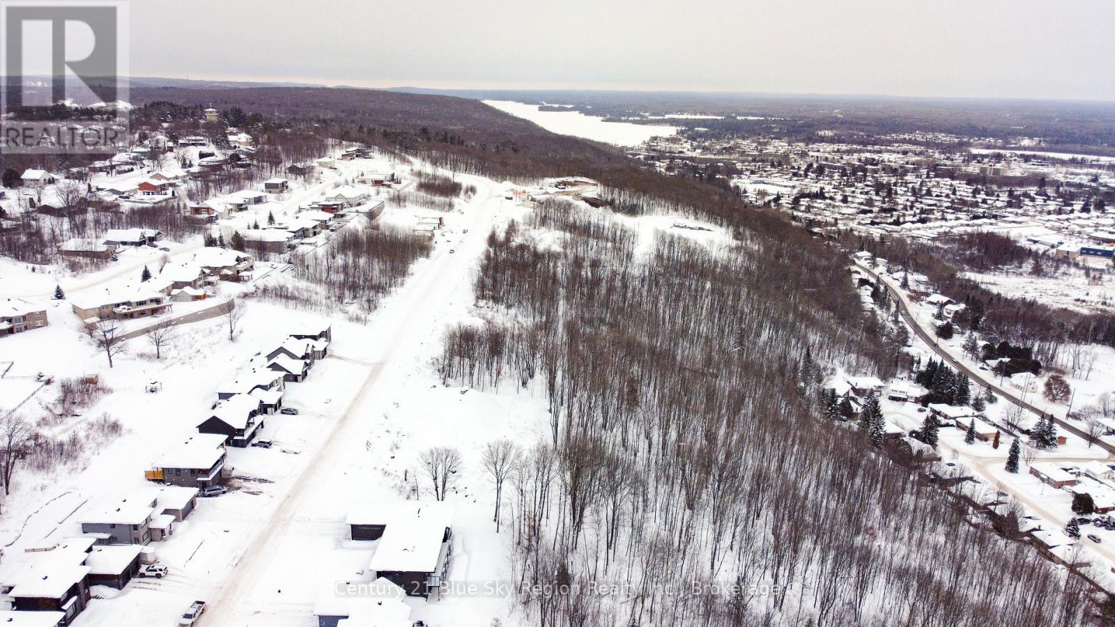 74 Kenreta Drive, North Bay (Airport), Ontario  P1C 0A5 - Photo 6 - X12793108