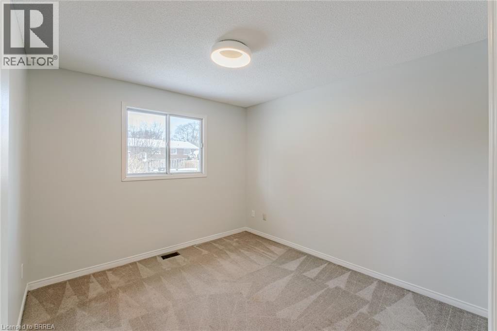 47 Maplecrest Lane, Brantford, Ontario  N3R 7T9 - Photo 25 - 40802221