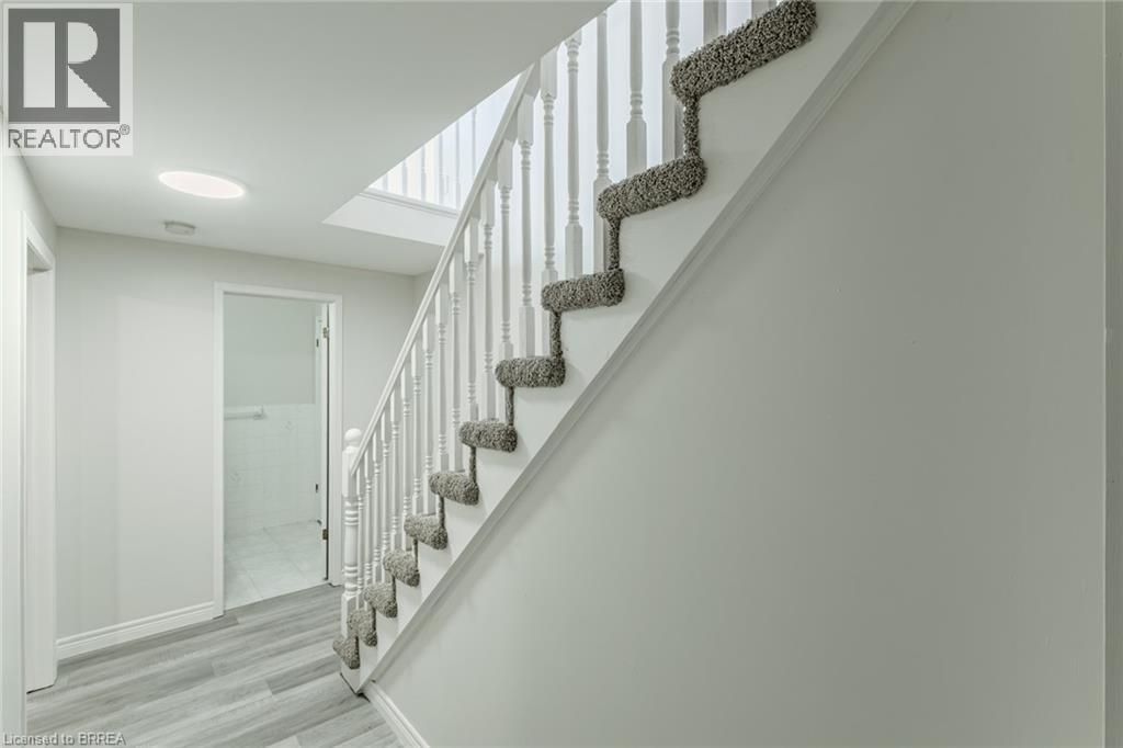 47 Maplecrest Lane, Brantford, Ontario  N3R 7T9 - Photo 33 - 40802221