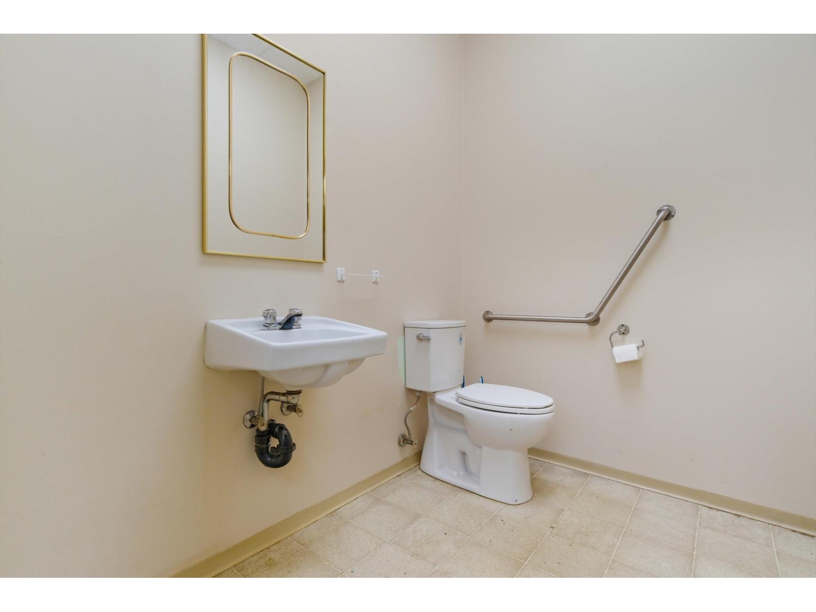 102&103 26730 56 Avenue, Langley, British Columbia  V4W 3X5 - Photo 24 - C8076141