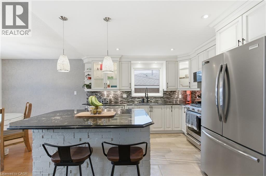 71 Allanbrook Street, Stoney Creek, Ontario  L8J 1P9 - Photo 11 - 40790711