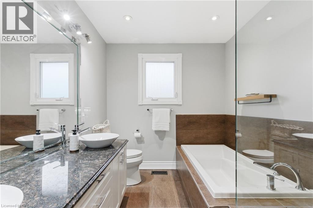 71 Allanbrook Street, Stoney Creek, Ontario  L8J 1P9 - Photo 19 - 40790711