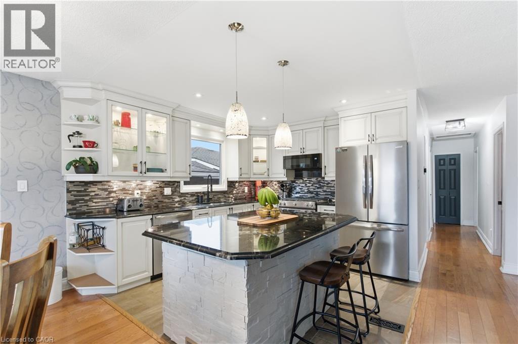 71 Allanbrook Street, Stoney Creek, Ontario  L8J 1P9 - Photo 10 - 40790711