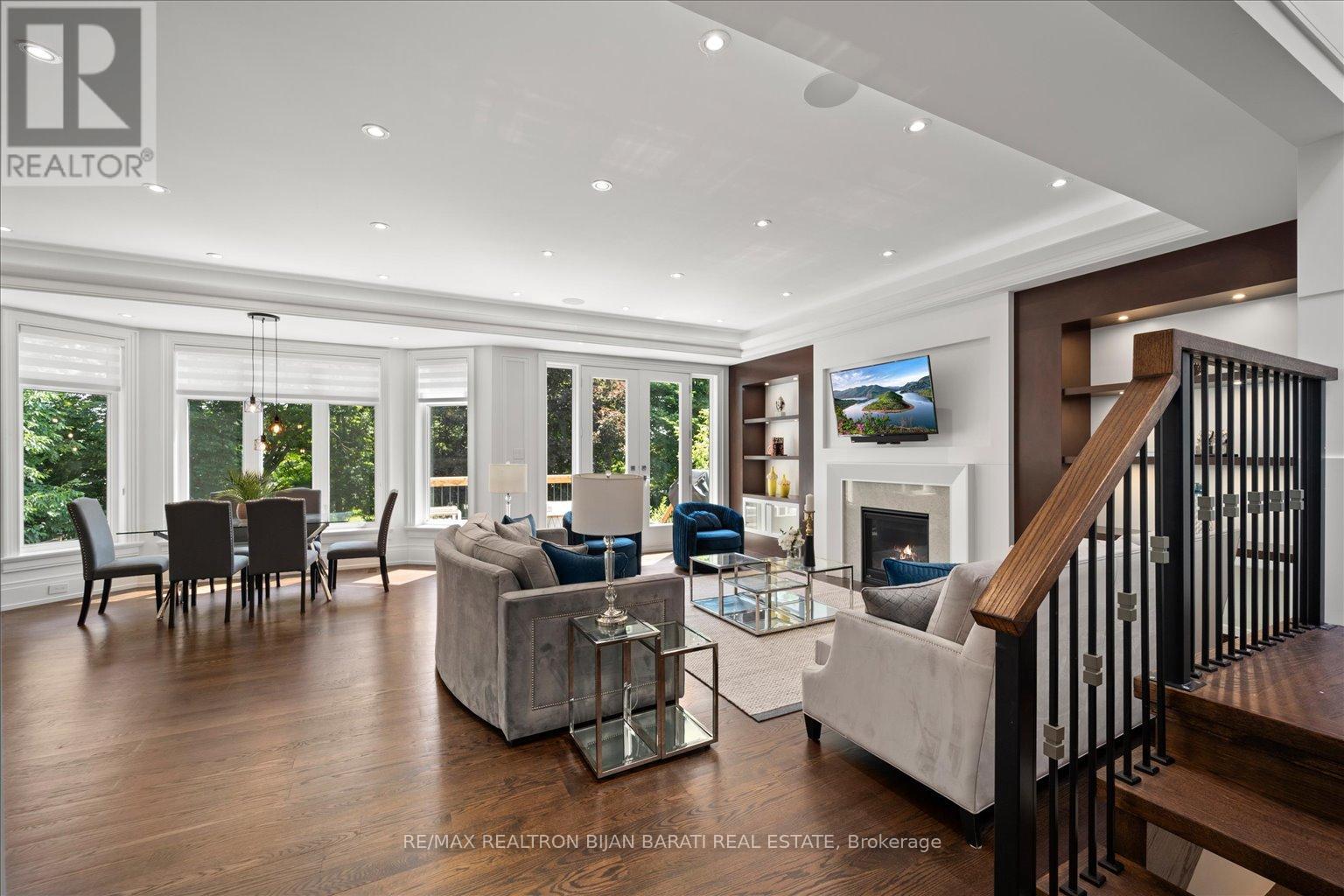 185 Maxome Avenue, Toronto, Ontario  M2M 3L1 - Photo 17 - C12792916