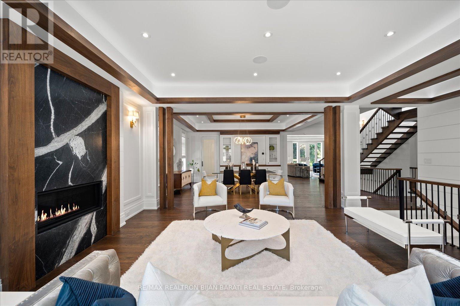 185 Maxome Avenue, Toronto, Ontario  M2M 3L1 - Photo 3 - C12792916