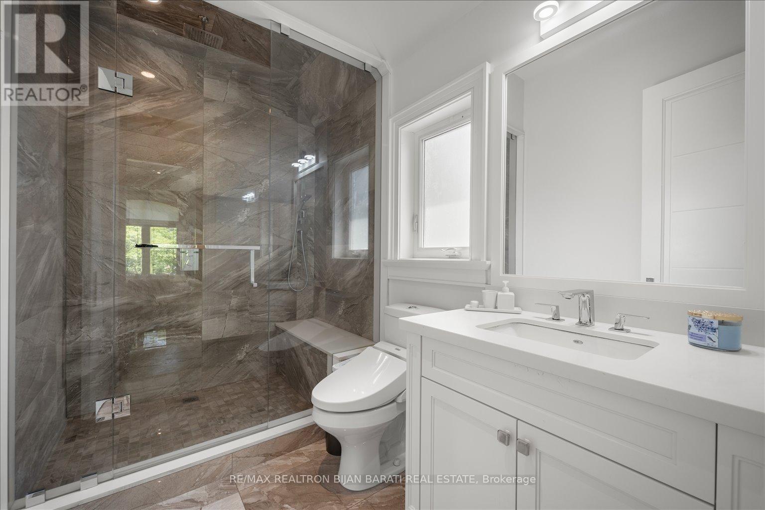 185 Maxome Avenue, Toronto, Ontario  M2M 3L1 - Photo 38 - C12792916