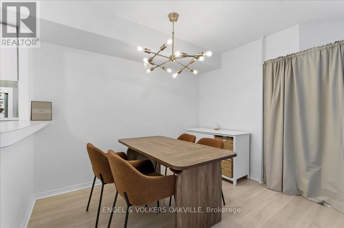 1811 - 25 The Esplanade, Toronto, Ontario  M5E 1W5 - Photo 12 - C12792986