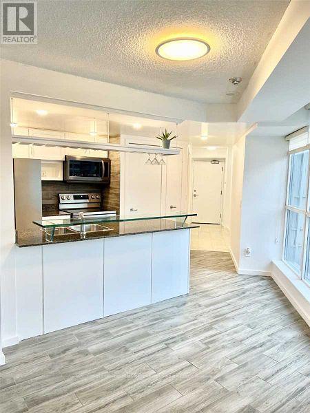 1401 - 208 Queens Quay W, Toronto, Ontario  M5J 2Y5 - Photo 6 - C12792998