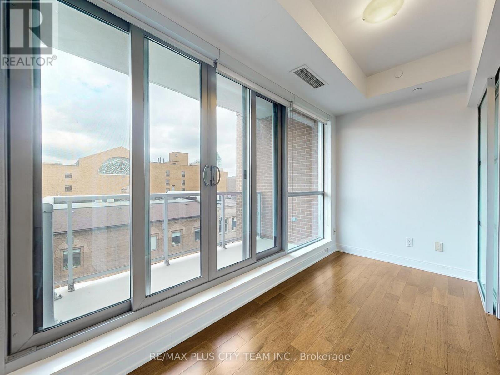 716 - 55 Front Street E, Toronto (Church-Yonge Corridor), Ontario  M5E 0A7 - Photo 11 - C12793010