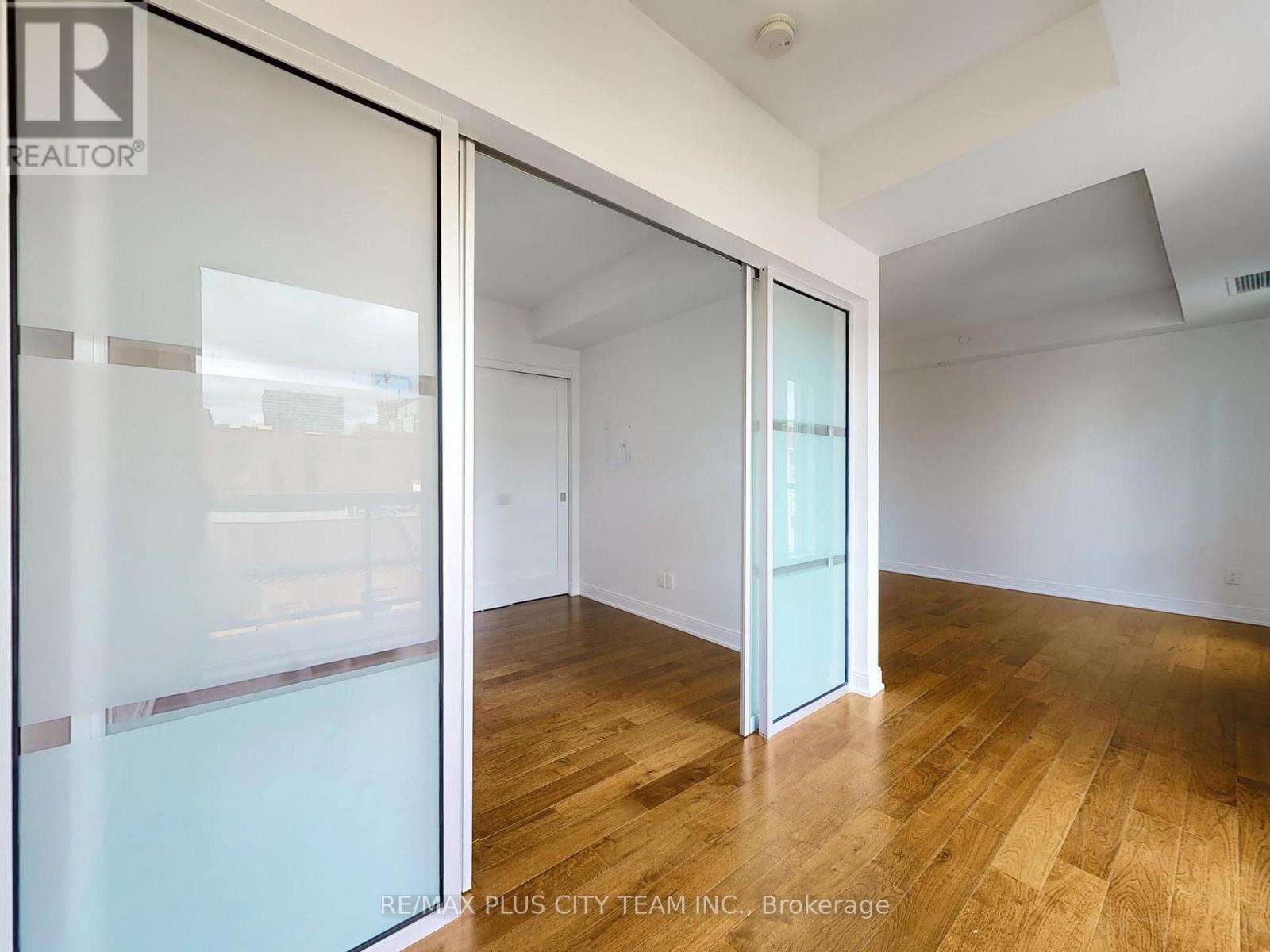 716 - 55 Front Street E, Toronto (Church-Yonge Corridor), Ontario  M5E 0A7 - Photo 13 - C12793010