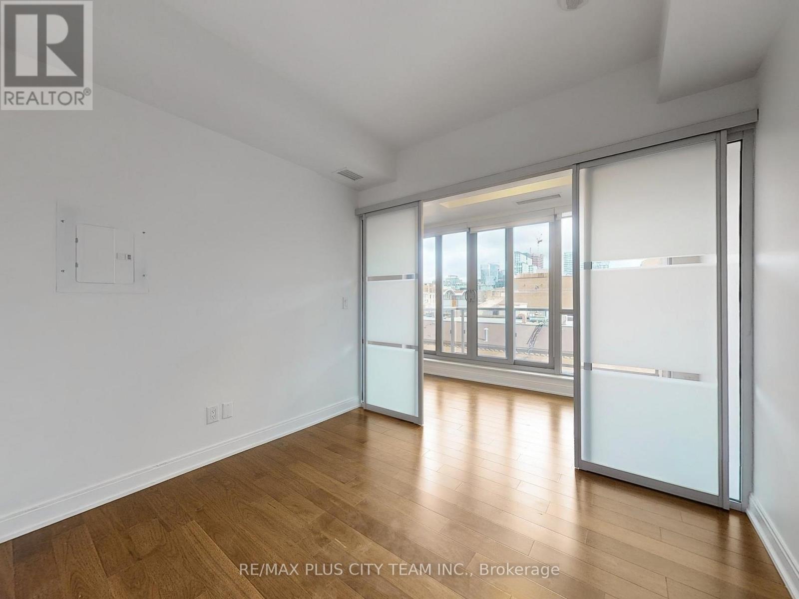 716 - 55 Front Street E, Toronto (Church-Yonge Corridor), Ontario  M5E 0A7 - Photo 15 - C12793010