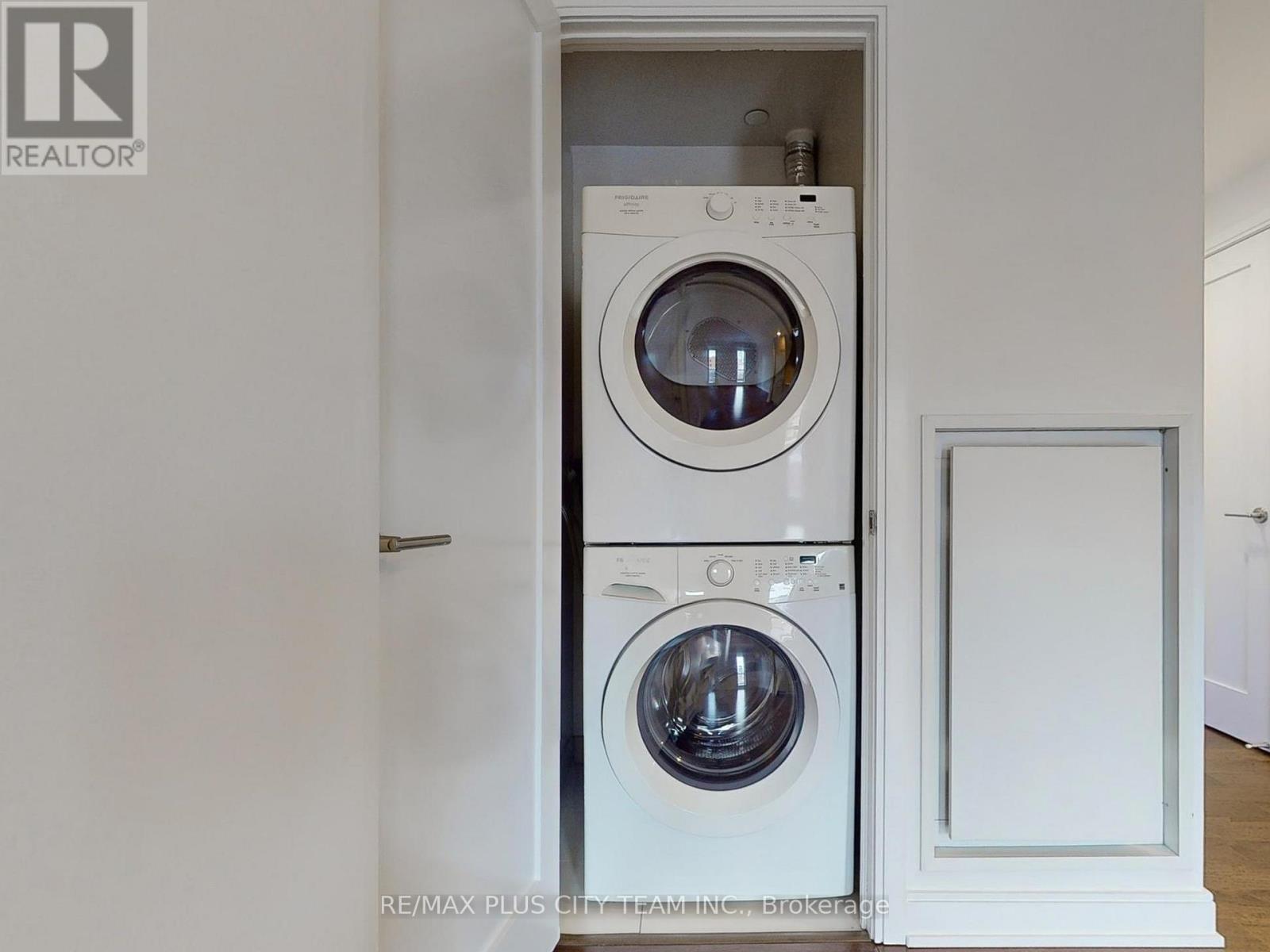 716 - 55 Front Street E, Toronto (Church-Yonge Corridor), Ontario  M5E 0A7 - Photo 18 - C12793010