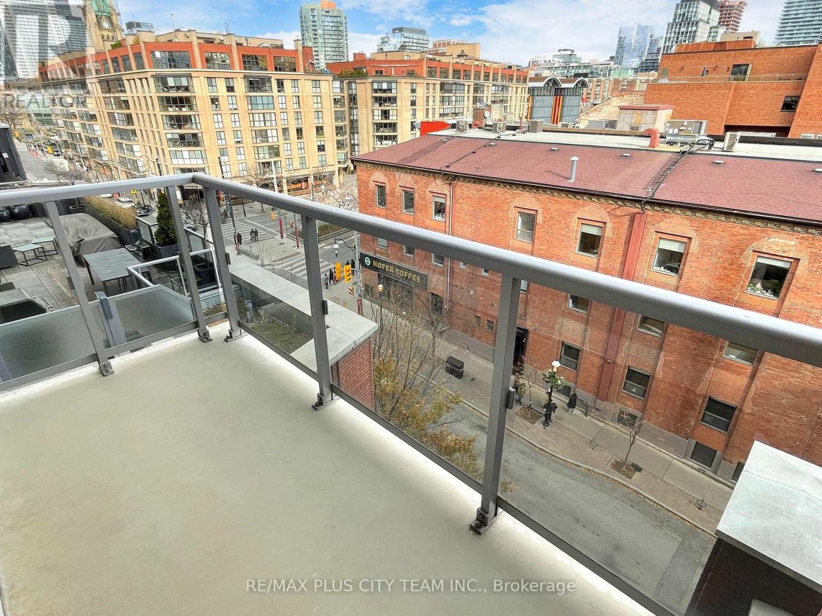 716 - 55 Front Street E, Toronto (Church-Yonge Corridor), Ontario  M5E 0A7 - Photo 19 - C12793010