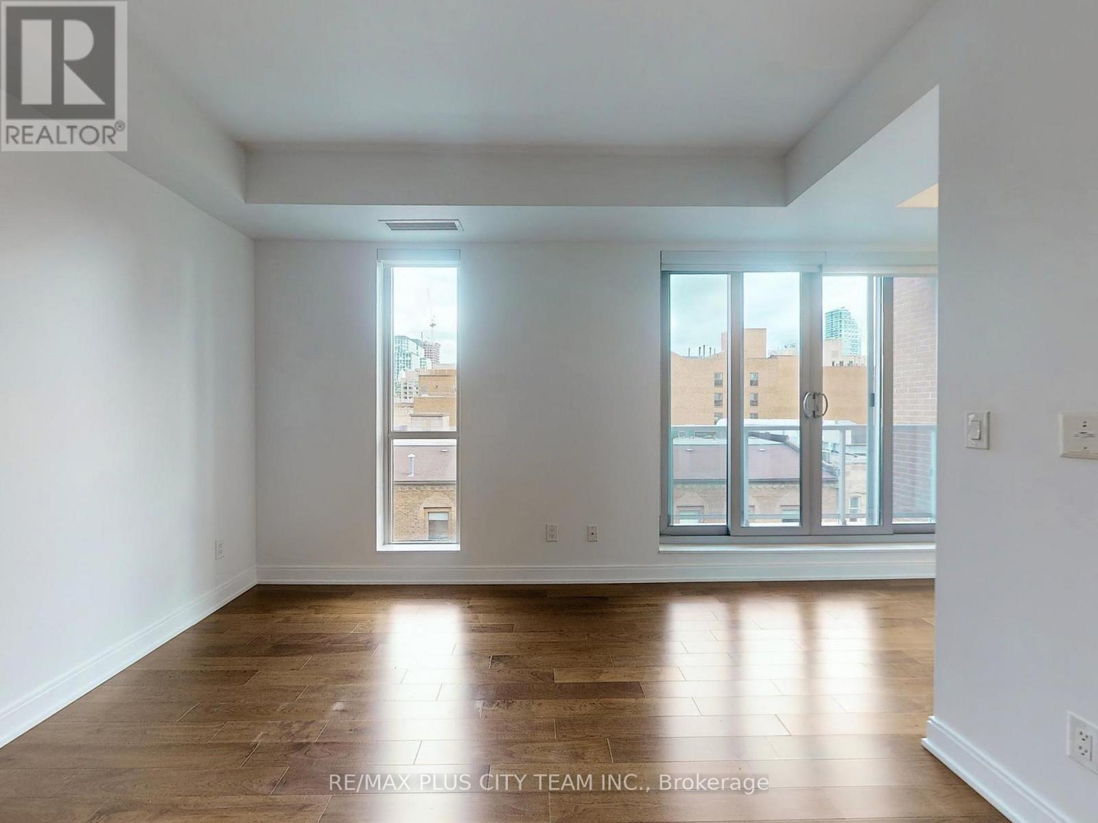 716 - 55 Front Street E, Toronto (Church-Yonge Corridor), Ontario  M5E 0A7 - Photo 3 - C12793010