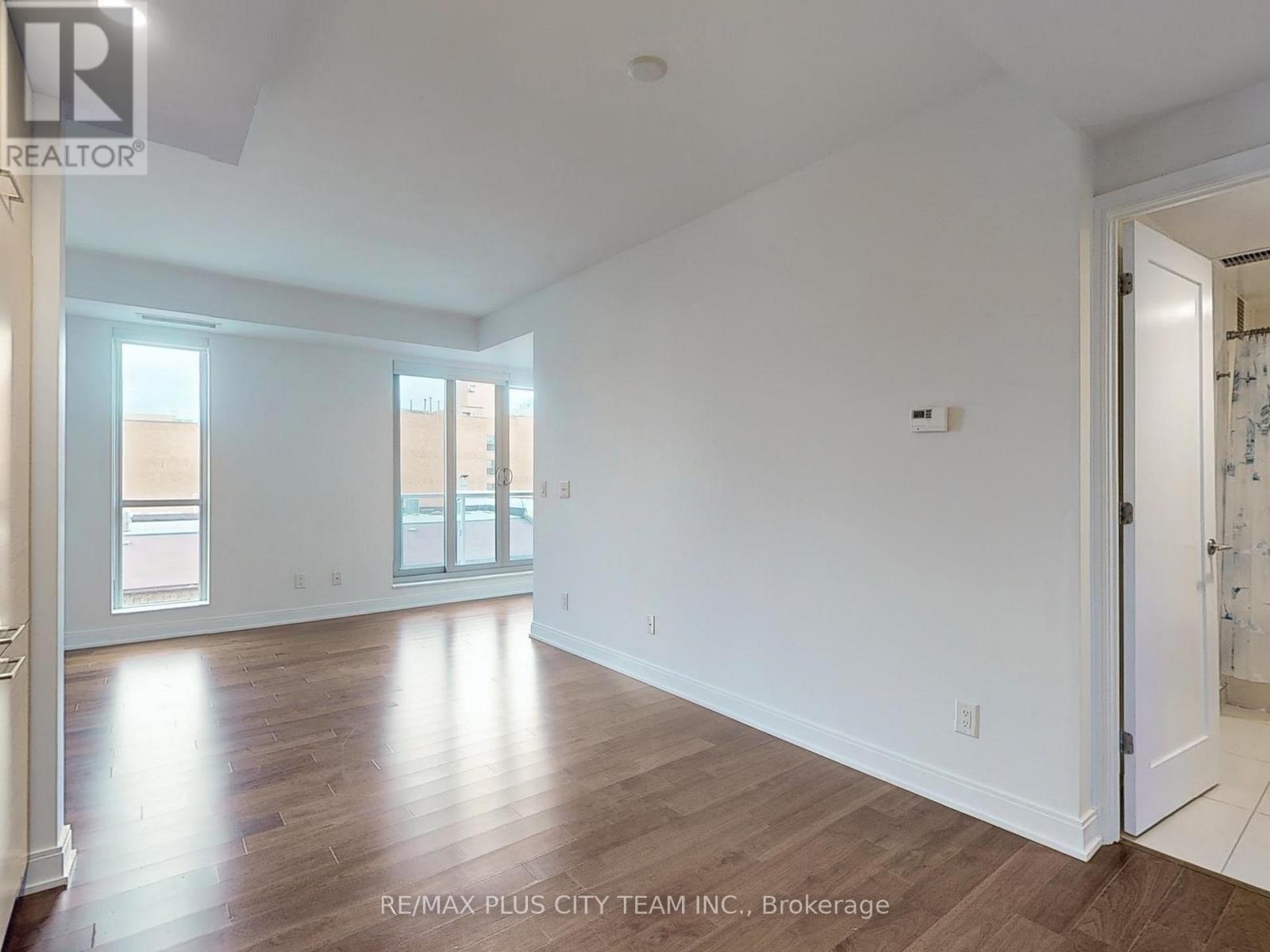 716 - 55 Front Street E, Toronto (Church-Yonge Corridor), Ontario  M5E 0A7 - Photo 4 - C12793010