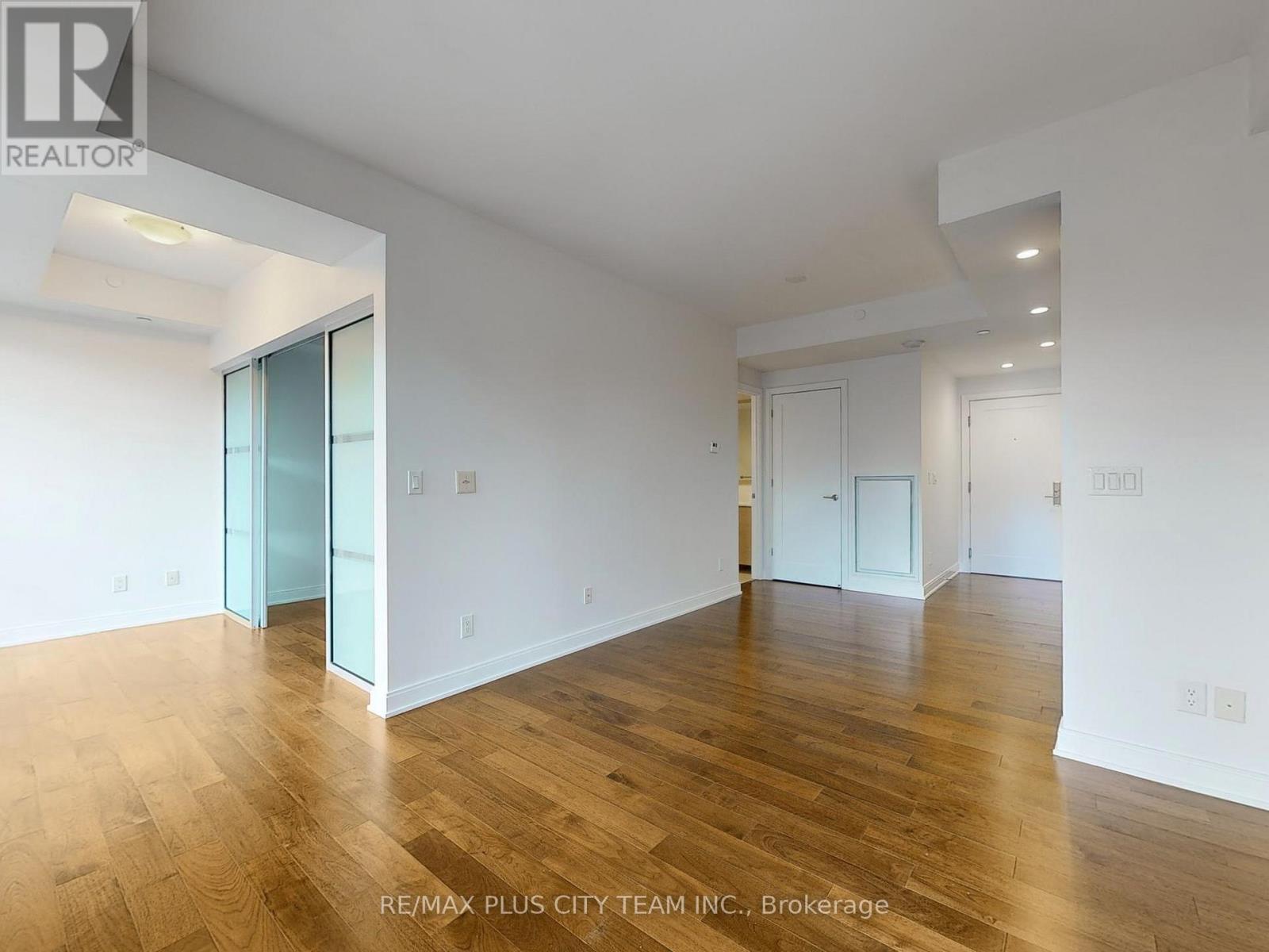 716 - 55 Front Street E, Toronto (Church-Yonge Corridor), Ontario  M5E 0A7 - Photo 6 - C12793010