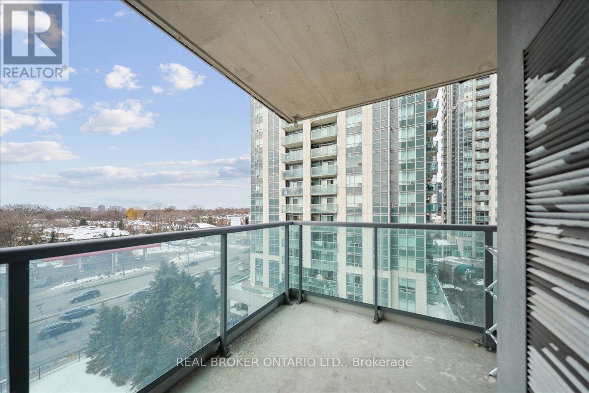 808 - 28 Harrison Garden Boulevard, Toronto (Willowdale East), Ontario  M2N 7B5 - Photo 4 - C12793104