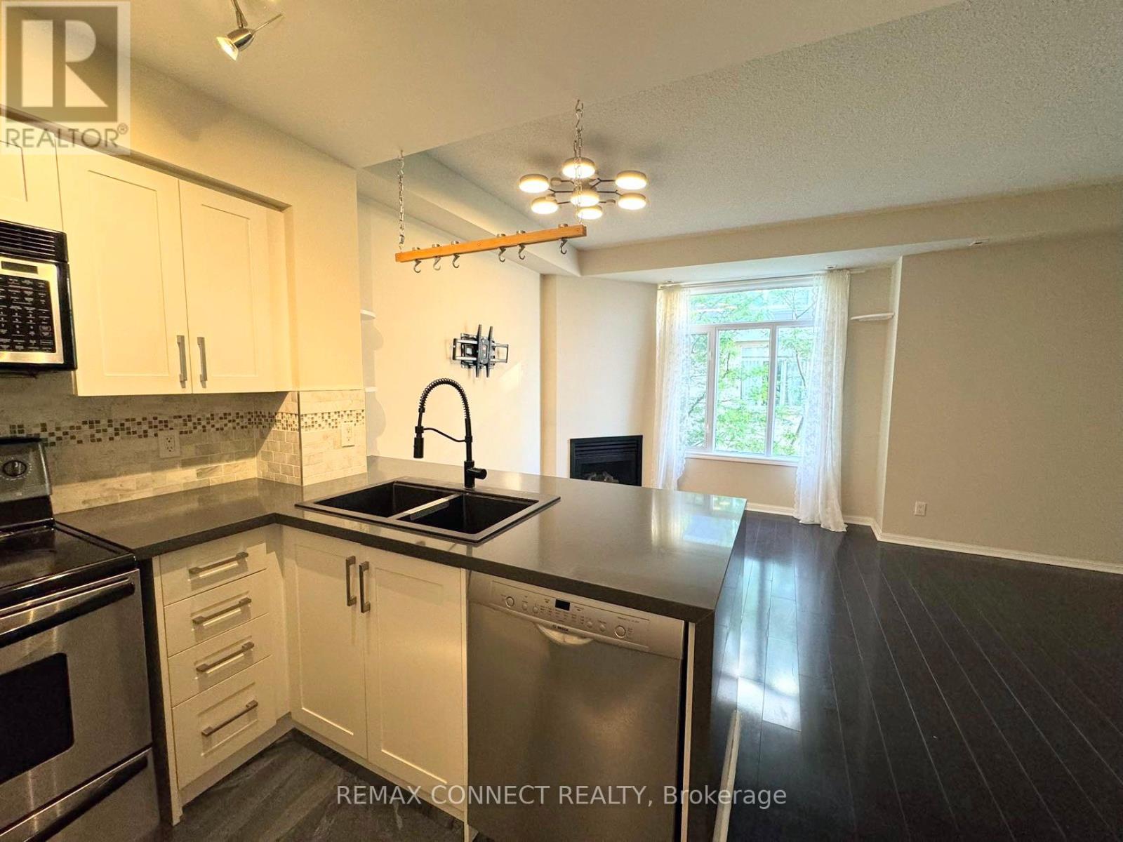 673 - 38 Stadium Road, Toronto, Ontario  M5V 3P4 - Photo 3 - C12793176