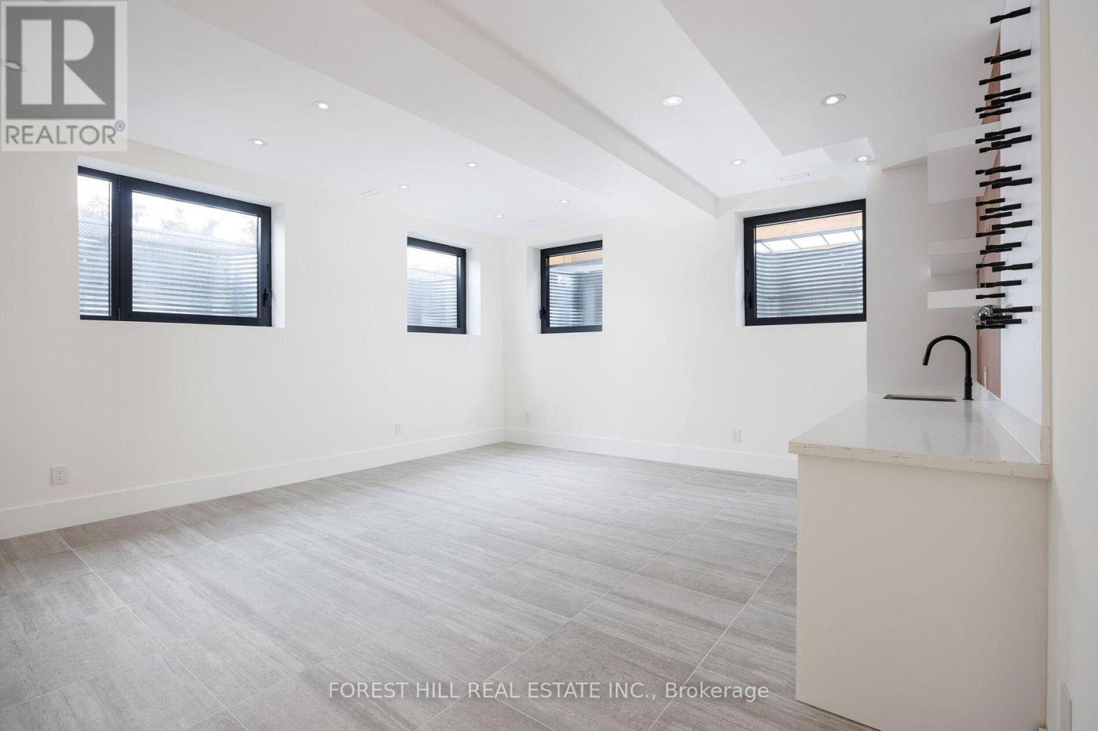 170 Ranee Avenue, Toronto, Ontario  M6A 1N5 - Photo 46 - C12793284