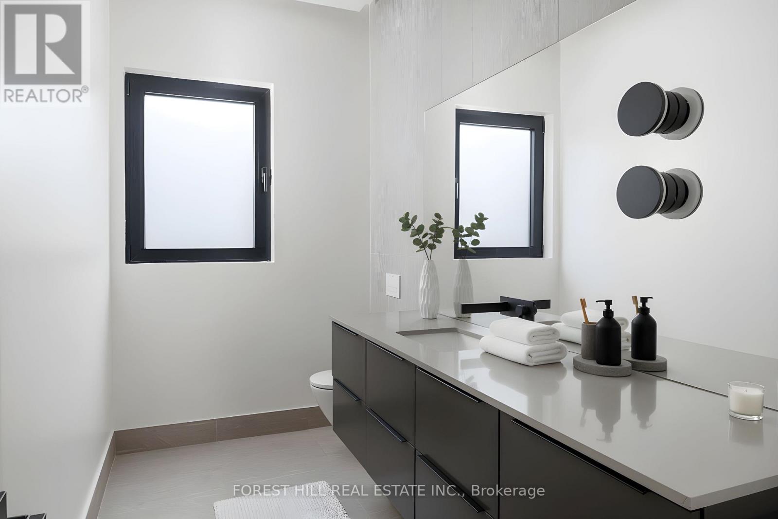 170 Ranee Avenue, Toronto, Ontario  M6A 1N5 - Photo 9 - C12793284