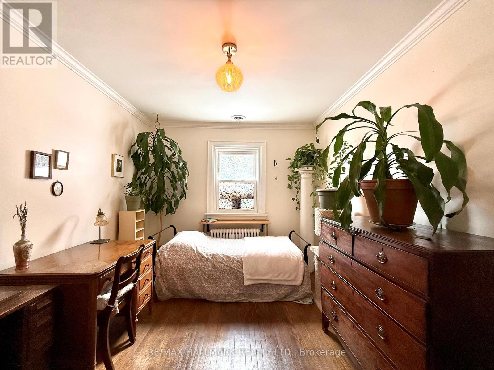 41 Richard Avenue, Toronto, Ontario  M4L 1W8 - Photo 19 - E12792932