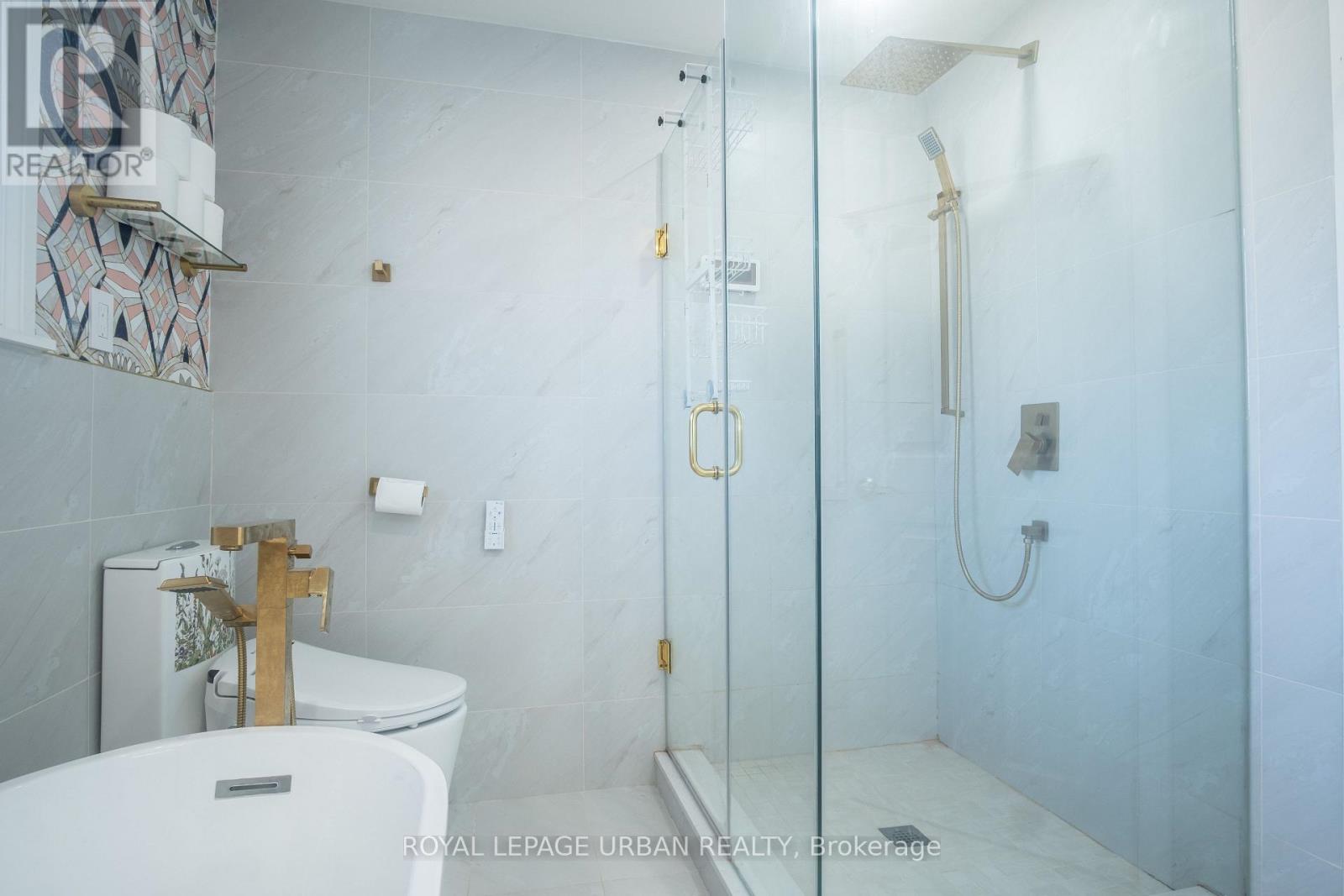 153 Craven Road, Toronto, Ontario  M4L 2Z4 - Photo 29 - E12793020