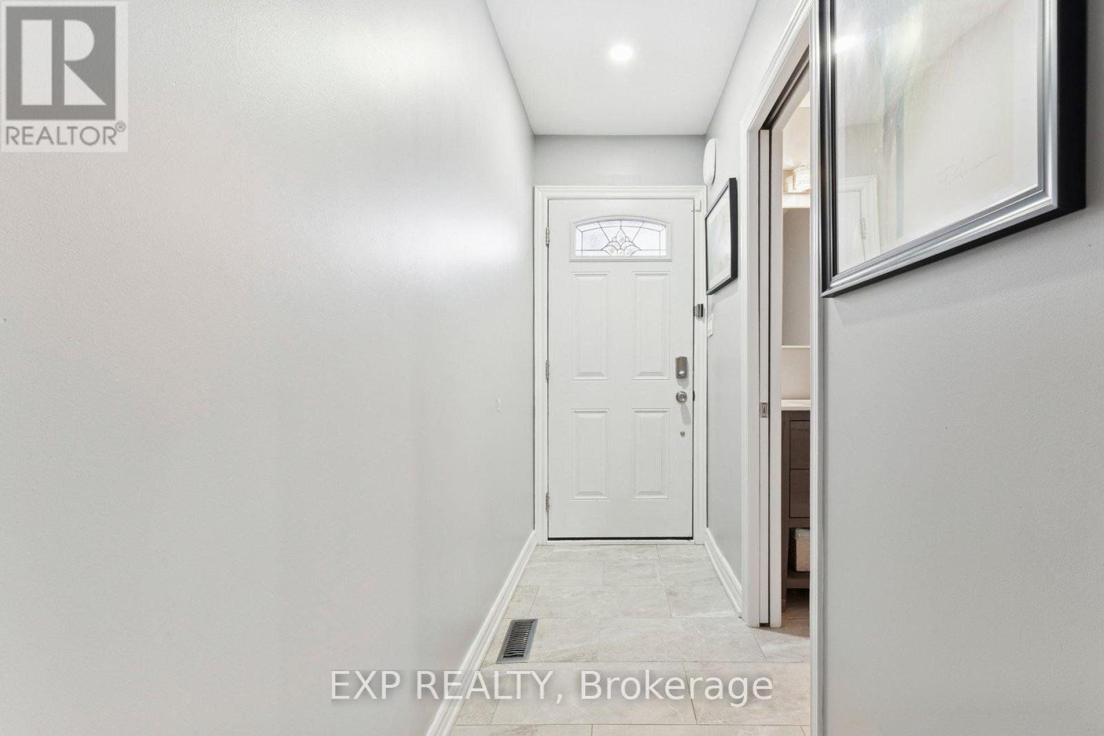 243 Coventry Court, Oshawa, Ontario  L1G 6H4 - Photo 6 - E12793098