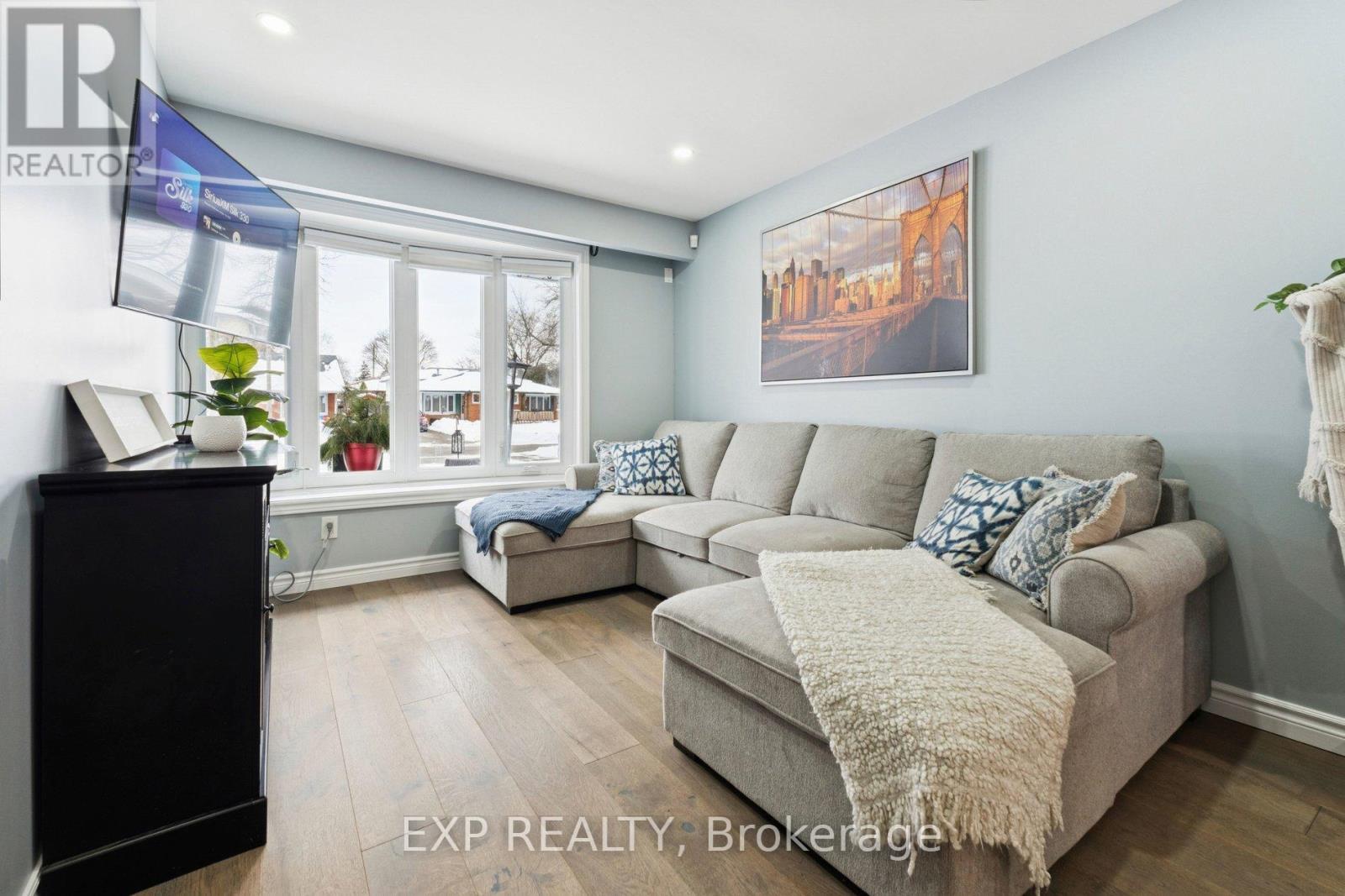 243 Coventry Court, Oshawa, Ontario  L1G 6H4 - Photo 8 - E12793098