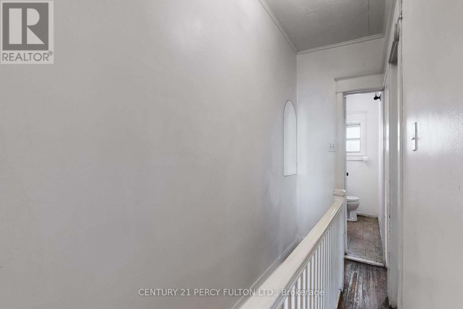 366 Coxwell Avenue, Toronto, Ontario  M4L 3B7 - Photo 21 - E12793258