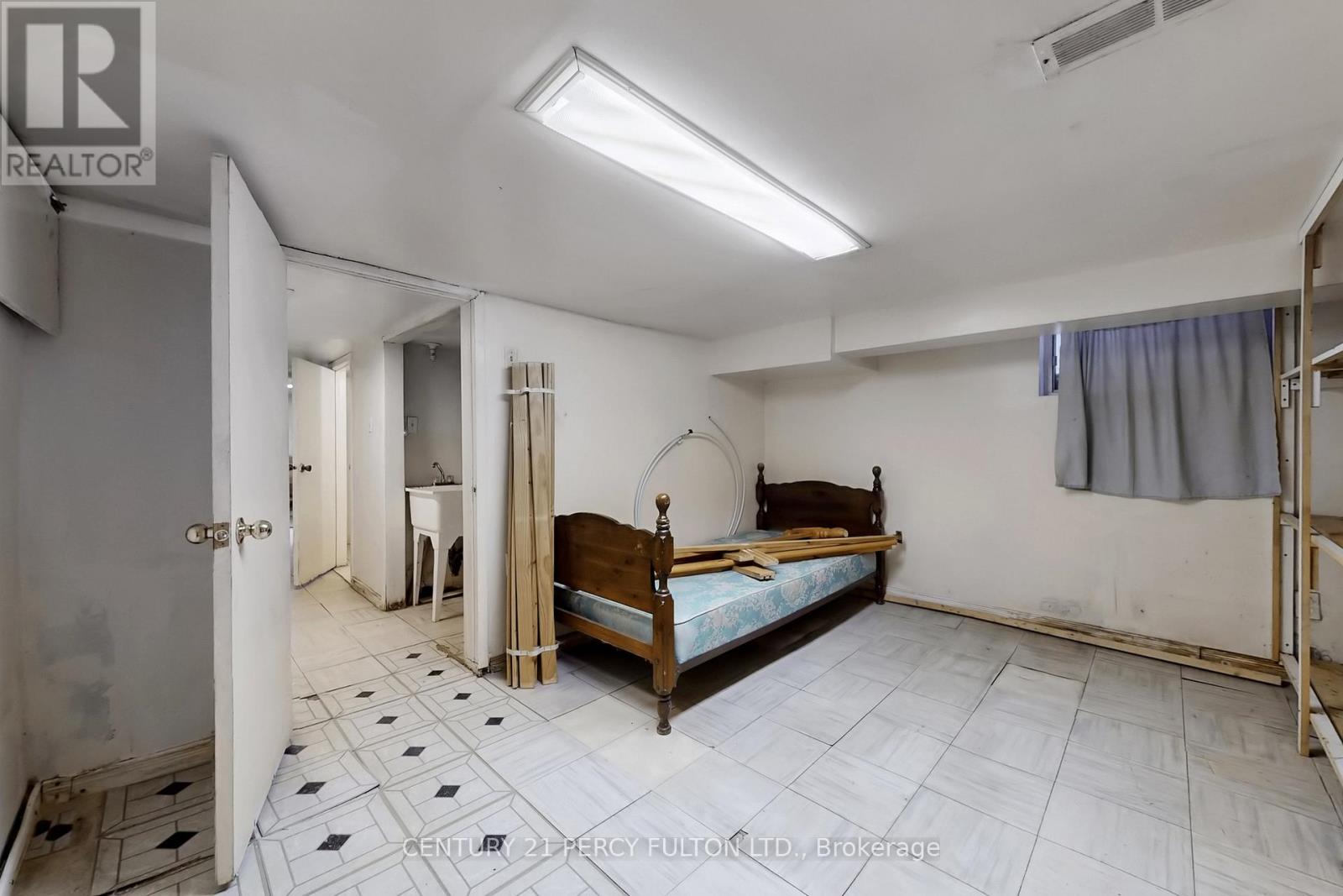 366 Coxwell Avenue, Toronto, Ontario  M4L 3B7 - Photo 35 - E12793258