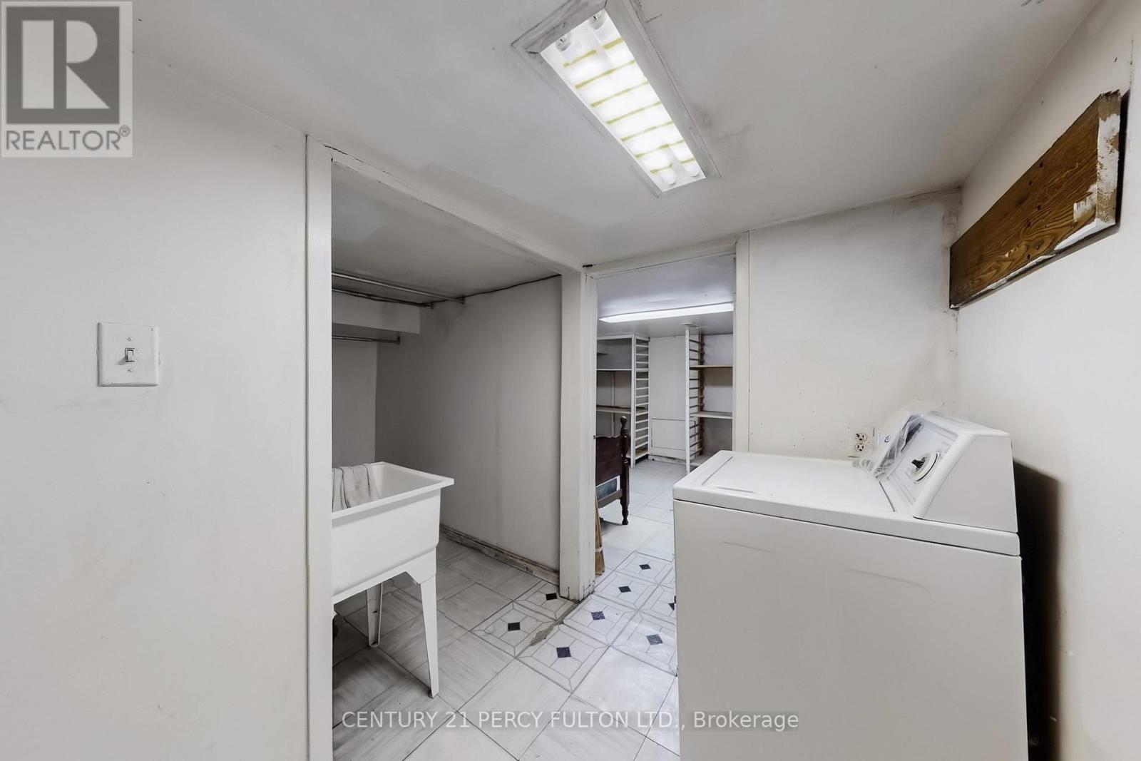 366 Coxwell Avenue, Toronto, Ontario  M4L 3B7 - Photo 38 - E12793258