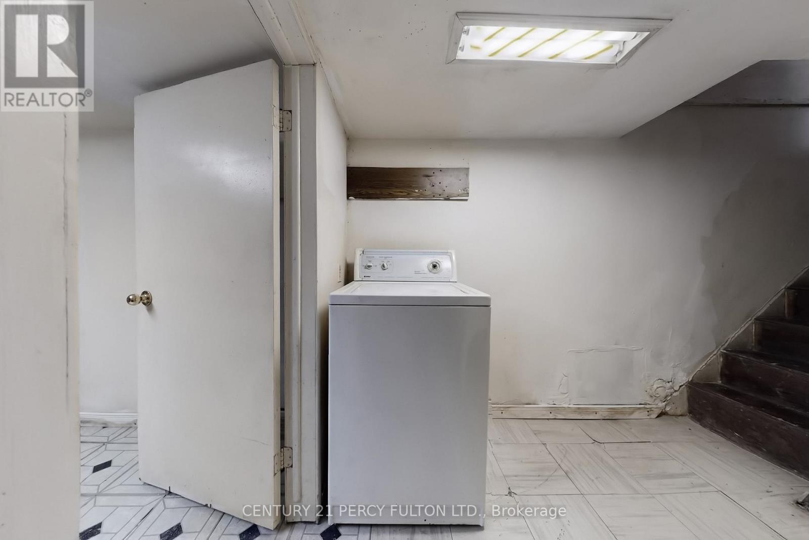 366 Coxwell Avenue, Toronto, Ontario  M4L 3B7 - Photo 39 - E12793258