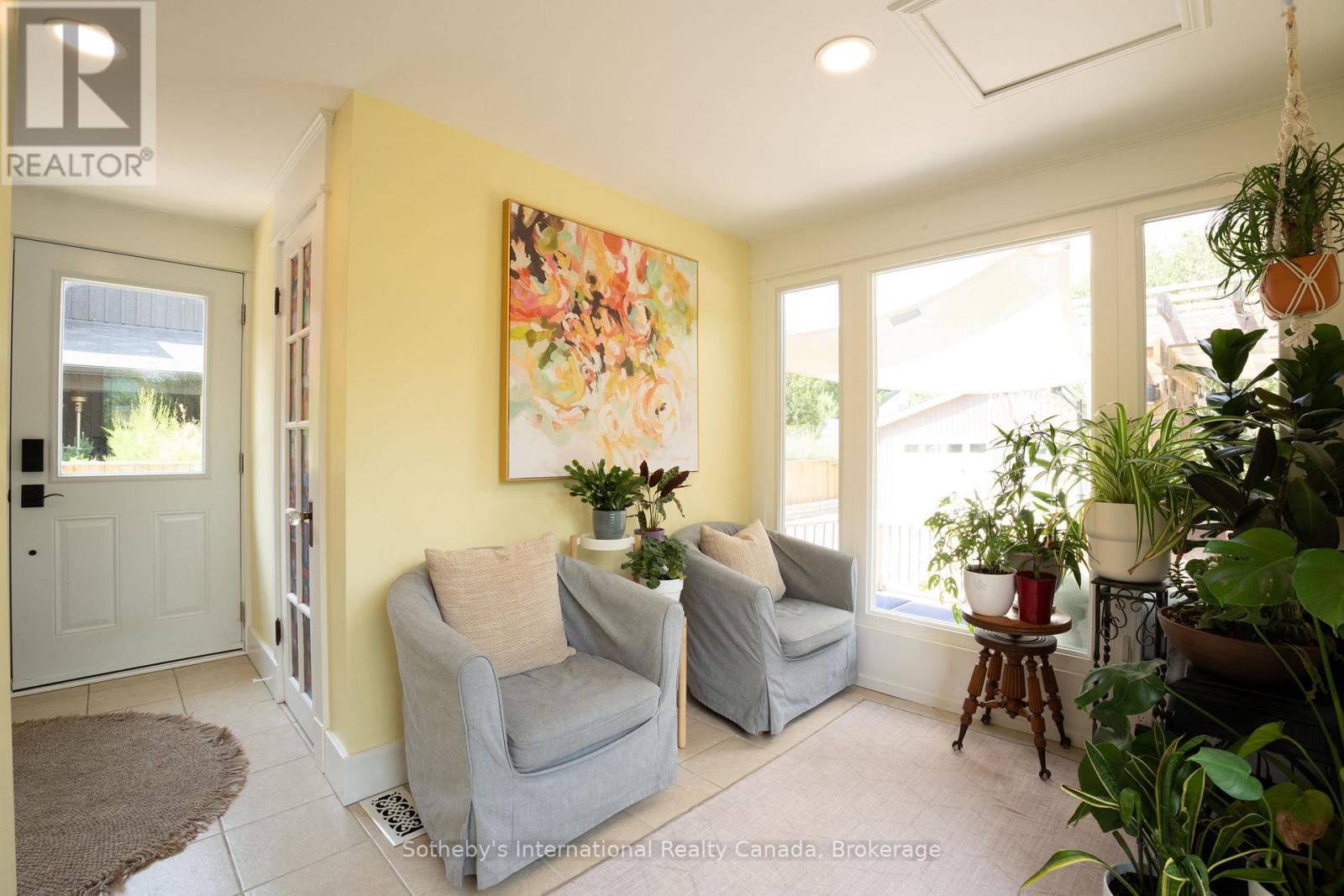 12 Elizabeth Street W, Clearview, Ontario  L0M 1G0 - Photo 15 - S12793148