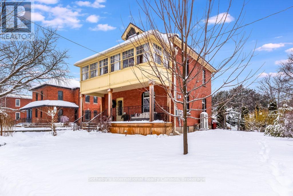 12 ELIZABETH STREET W, Clearview, Ontario