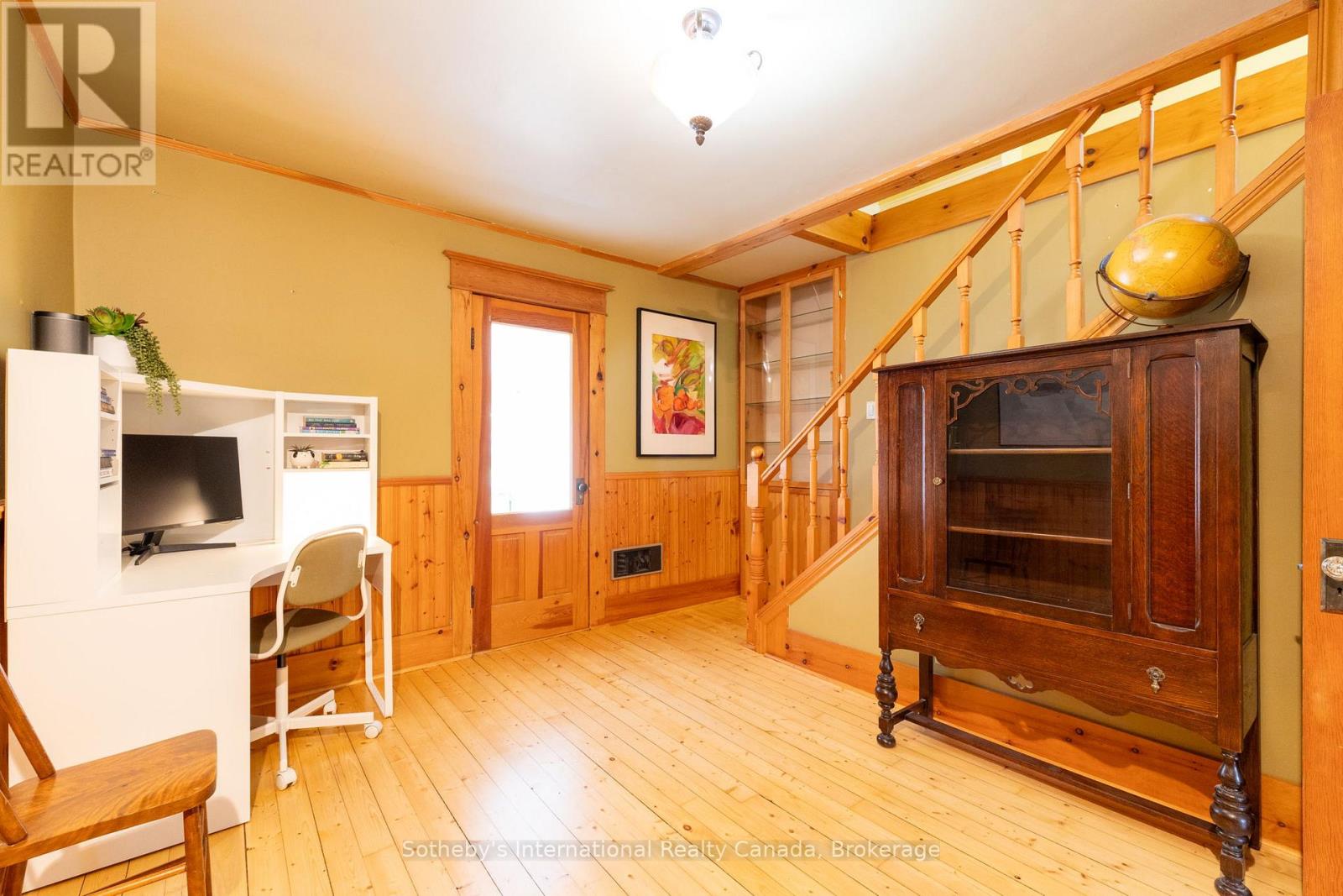 12 Elizabeth Street W, Clearview, Ontario  L0M 1G0 - Photo 29 - S12793148