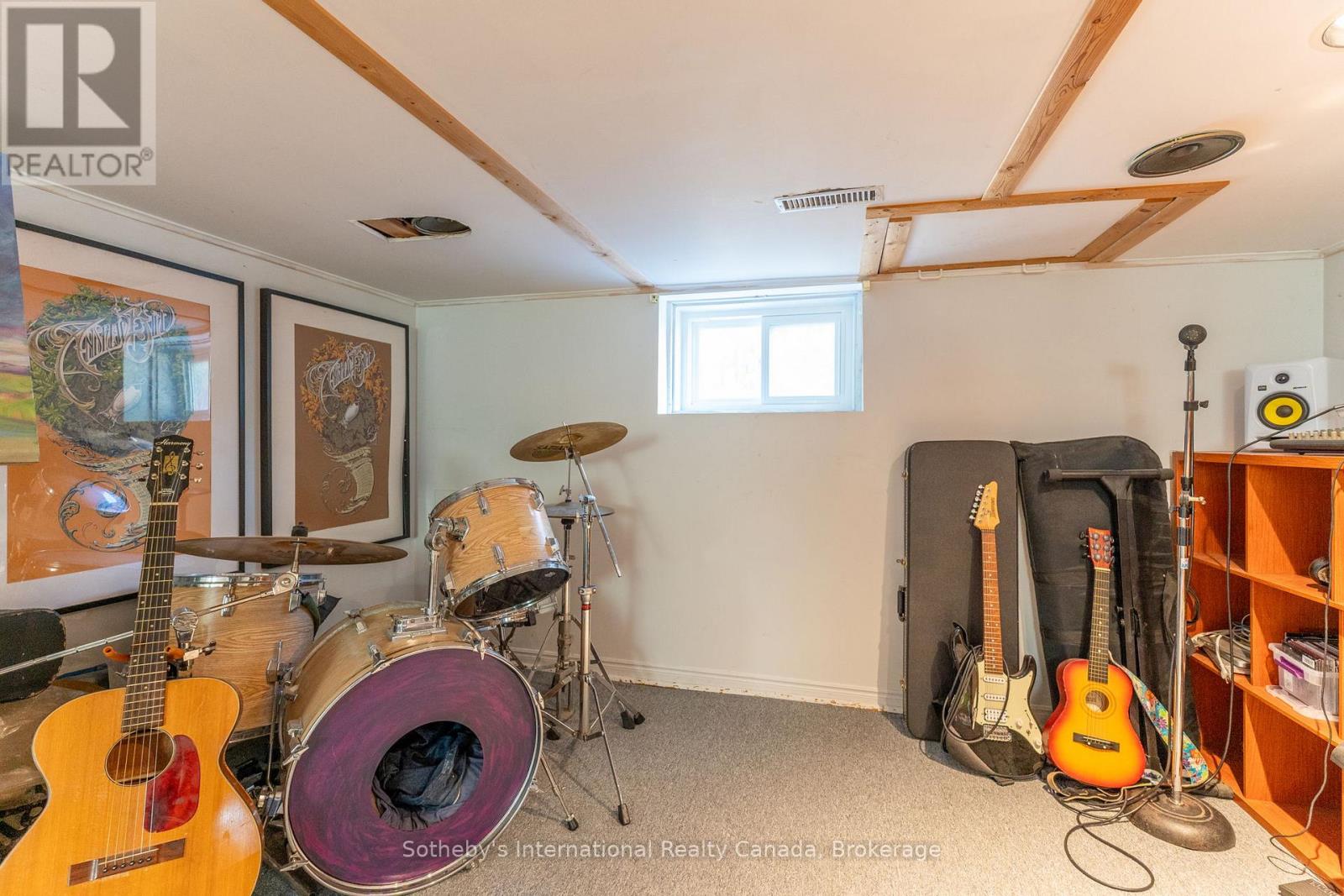 12 Elizabeth Street W, Clearview, Ontario  L0M 1G0 - Photo 36 - S12793148